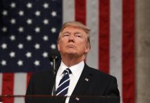 Axios: Ông Trump sẽ mạnh tay hơn với Trung Quốc trong tháng cuối nhiệm kì